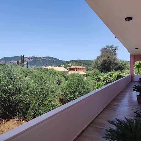 Отель Marianna House Агиос-Георгиос-Пагон Экстерьер фото