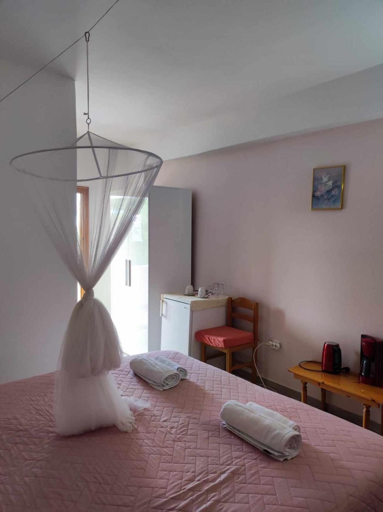 Отель Marianna House Агиос-Георгиос-Пагон Экстерьер фото