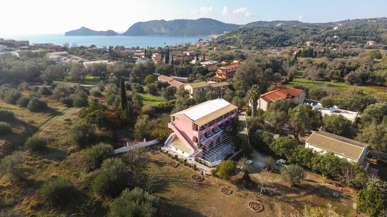 Отель Marianna House Агиос-Георгиос-Пагон Экстерьер фото